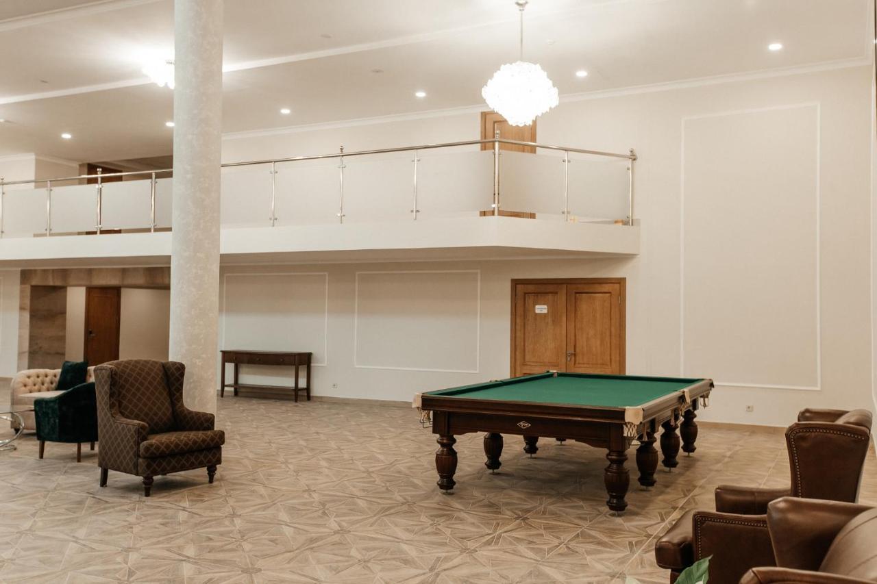 גגרה Amza Park Hotel מראה חיצוני תמונה